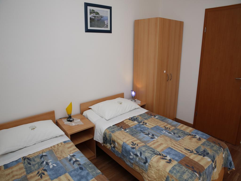 Apartments M&R Spadina Vodice Phòng bức ảnh